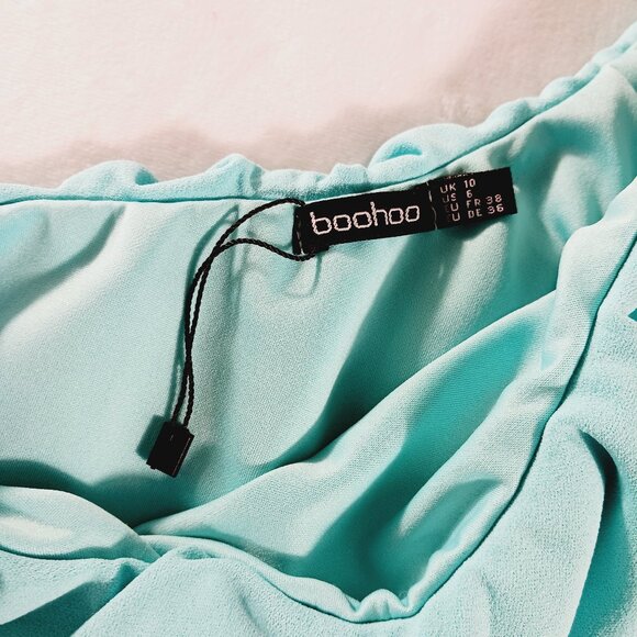 boohoo, NWOT One Shoulder Ruffled Aqua Bodysuit Size 6 Bodycon, Beachy, Vacation - Picture 3 of 11